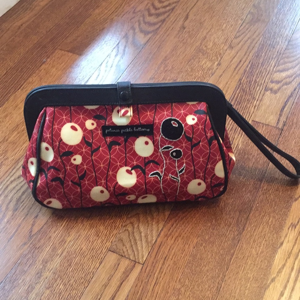 Petunia pickle bottom diaper clutch